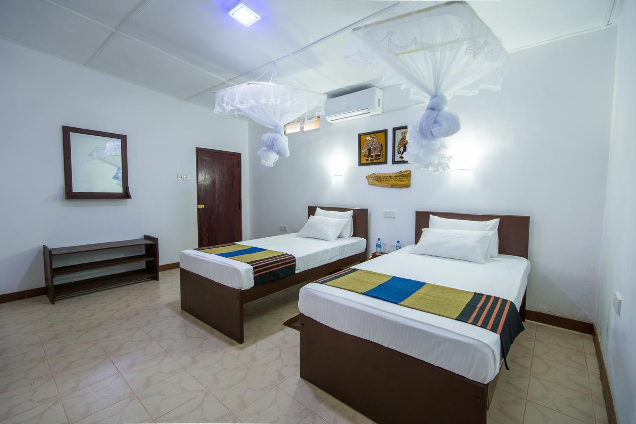Udawatta Kele Villa Kandy Kültér fotó