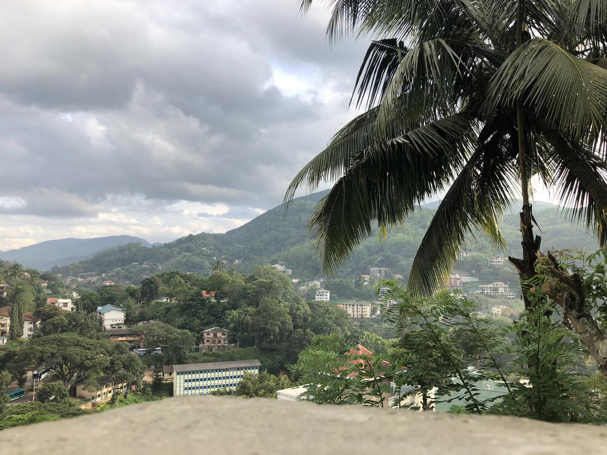 Udawatta Kele Villa Kandy Kültér fotó
